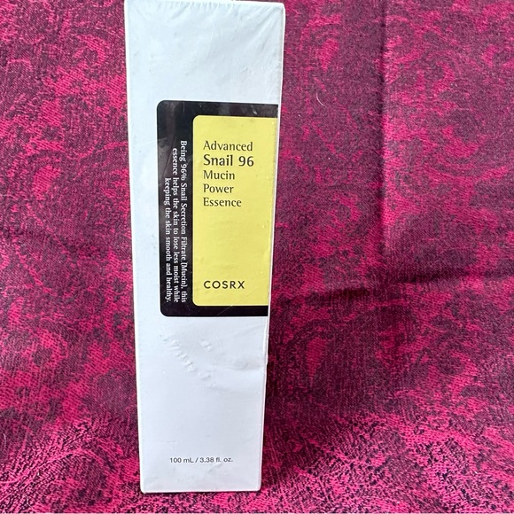 COSRX Snail Mucin 96 Essence 3.38 fl oz / 100ml | Lightweight Hydration - Picture 3 of 9